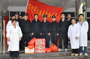 高新区公安分局看望院民